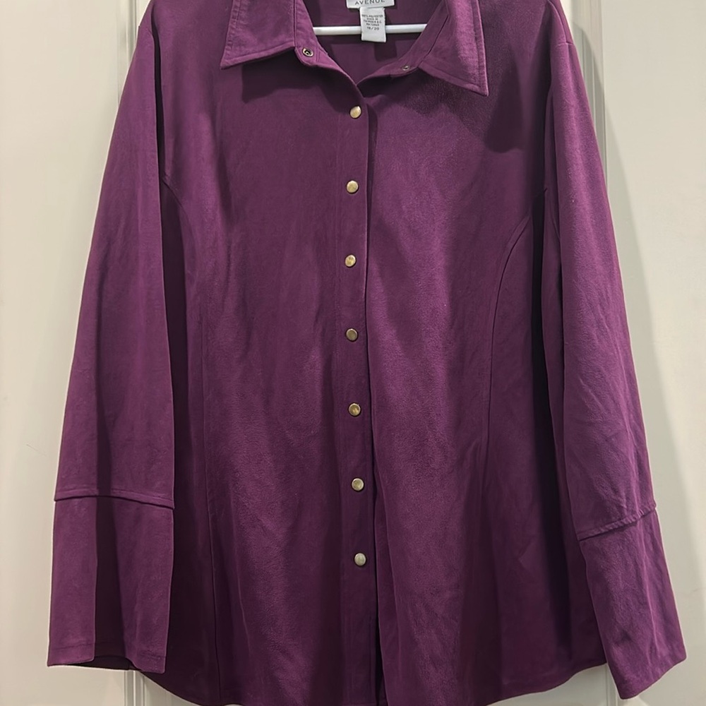 Avenue Faux Suede snap down Shacket shirt jacket women size 18/20 purple